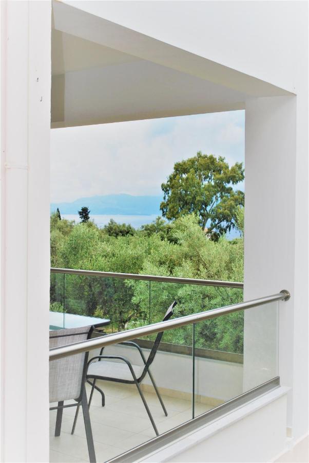 Q Luxury Rooms Paleros Buitenkant foto