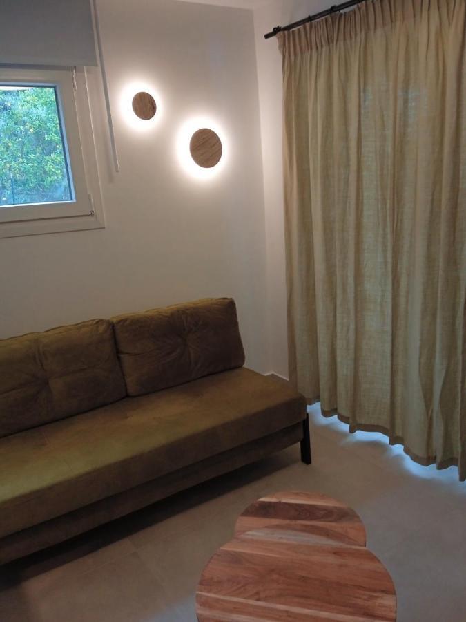 Q Luxury Rooms Paleros Buitenkant foto