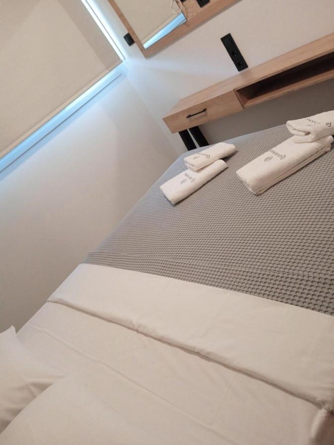 Q Luxury Rooms Paleros Buitenkant foto