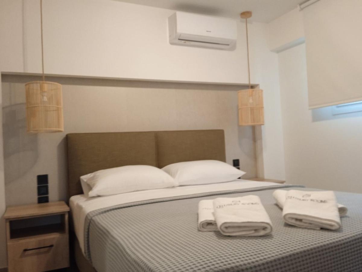 Q Luxury Rooms Paleros Buitenkant foto