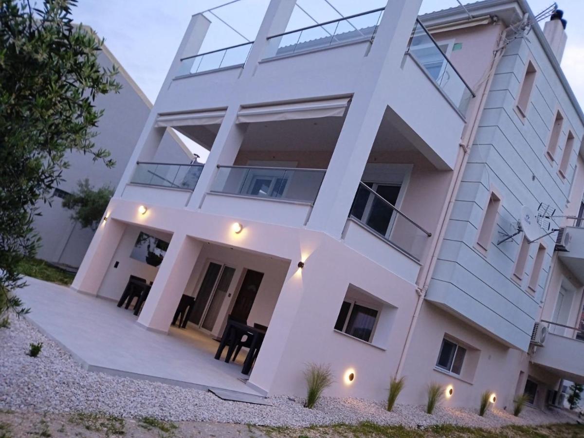 Q Luxury Rooms Paleros Buitenkant foto